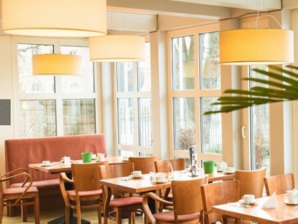 照片: Schloßcafé Keth